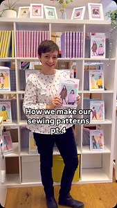 How we make our sewing patterns pt.4: Pulling it all together ✨ In the last part of our whistlestop tour of how we make our sewing patterns at Tilly and the Buttons, I’ll show you (in a nutshell!) how we pull all the elements together to make the finished product. If you haven’t seen them already, check out parts 1 to 3 for the earlier stages. The whole process usually takes around 6 months from initial design to finished product on the shelves, but it can take longer if we’re planning out our n