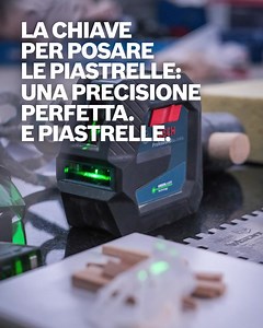 In una stanza da piastrellare non c'è spazio per le imprecisioni. La livella GLL 2-15 G offre una migliore visibilità grazie alle linee laser verdi, aiutandoti a ottenere un risultato perfetto. | Bosch Elettroutensili Professional e Accessori