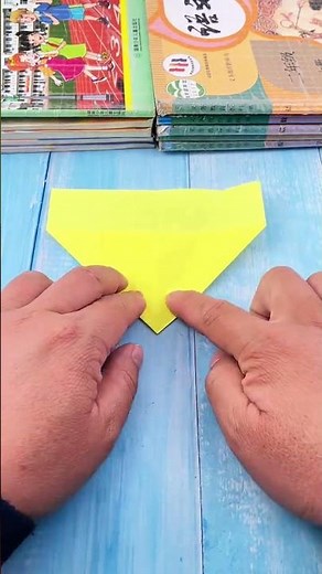 Have you learned how to make a mini fighter jet with square paper#Doing handicrafts is