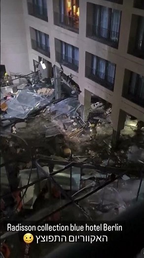 Huge Berlin aquarium bursts; housed 1,500 tropical fish