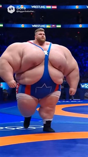 TheBiggerTheBetter on Instagram: "#bigman #bear #bodybuilding #biceps #bigboy #musclegod #musclebear #massive #muscle #muscleworship #gaybear #giant #gay #pecs #strongman #sexy #steriods #aiart #shots #veo3 #ifbb #gym #pecs #gear #musclebear #ssbhm #superchub #trending #viral #shorts #reels"