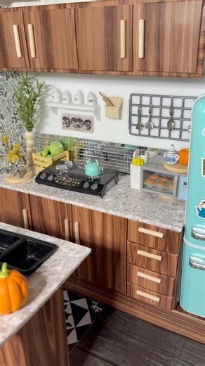 Mini apartamento en proceso 😄 #DIY #dioramas #barbiedoll #dolls #barbie | Yuriko Dolls