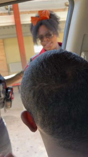 He wife miss Robertson | Elizabeth Duplechain