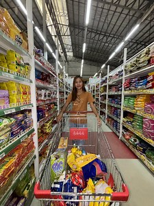 457K views · 10K reactions | ako yung klase ng anak na mas inuuna ang pangangailangan sa bahay kaysa sa pansarili at materyal na bagay | Cherry Funny Videos | Facebook