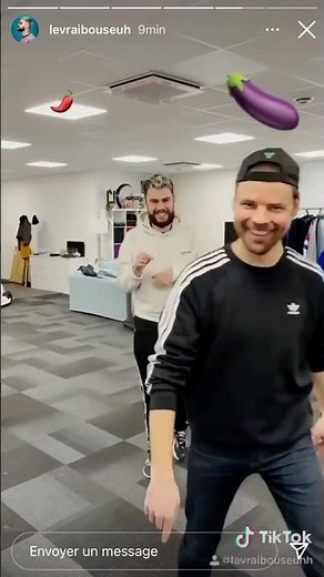 La team croûtons font un challenge sur TikTok