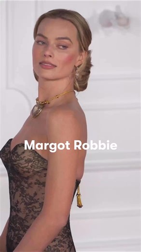 Margot Robbie bei der "Wuthering Heights"-Premiere 🖤 | VOGUE Germany