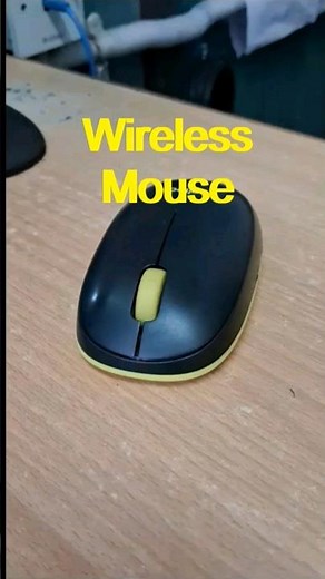 Dead wireless mouse repair.The spring on the negative pole of the battery is rusted and broken.