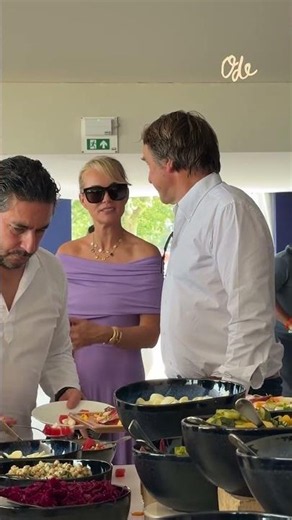 Laeticia Hallyday de retour au Longines Paris Eiffel Jumping 🐎✨ Laeticia Hallyday a fait son