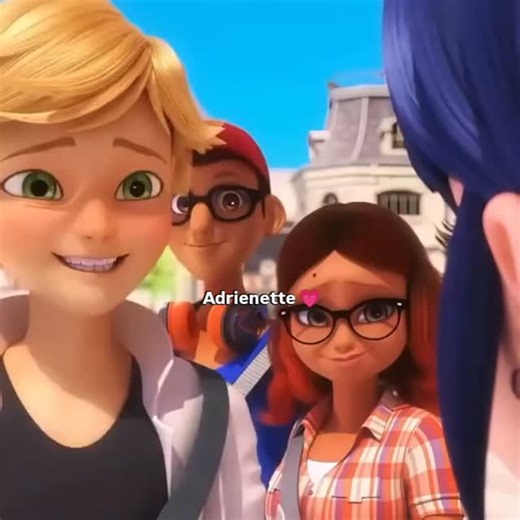 Mari 💓 on Instagram: "Adrienette 💘 #miraculous #adrienette #miraculousladybug #explore"
