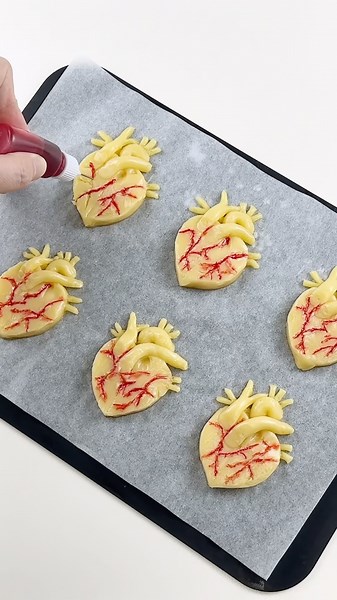 Isn't this the real heart cookie? Real Heart Jam Cookies