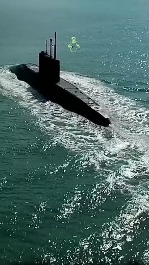 261K views · 3.8K reactions | Comment un sous-marin suédois a détruit le grand porte-avions américain ? #reelsvideoシ #military #army #reelsviralシ #sousmarin | Travel time | Facebook