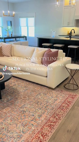 Accentuate Your Space: Styling Accent Pillows