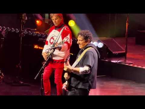 Journey - Wheel In The Sky live at Heritage Bank Center, Cincinnati, OH 6/13/26