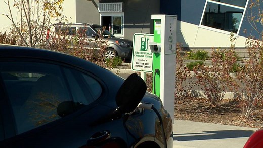 Canada aims to shift to electric vehicles by 2035