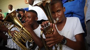 This brass band are stirring up quite the atmosphere! 🎶🎺🎵 Elma Smit sits down with them for a chat and even gets a prediction... 🤔 #INDvBAN | #U19CWC | ICC - International Cricket Council