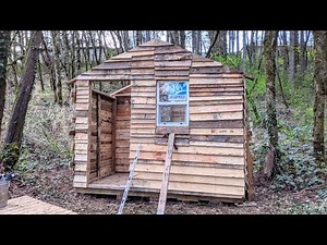 Rustic cabin built from pallet wood (part 2)