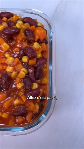 Savourez toute la chaleur réconfortante du chili dans sa version végétarienne qui prouve que les légumineuses ont autant de caractère que la viande ! 🌶️🥘 | Cuisine Actuelle