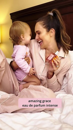 The NEW amazing grace eau de parfum intense makes me feel authentic 🌸🍓 @philosophy #findyourgrace