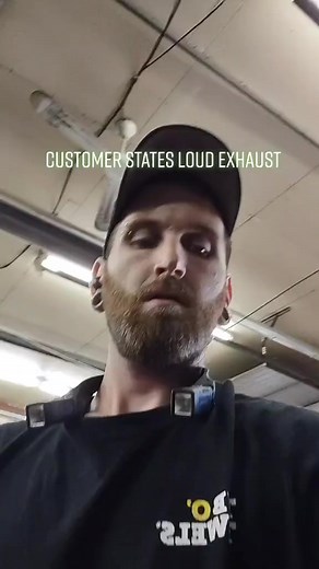 #mechanic #cartiktok #automotive #exhaust #greenscreen #mechaniclife #wheels #mechanictools #mechanicsoftiktok #mechanics #greenscreen #reels #reels2024 #ford #chevy #dieseltrucks #dieselpower | Auto Tech