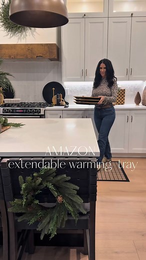 Ok, this is so smart! An extra large warming tray that can be stored easily👏 Link to shop; https://urlgeni.us/amazon/t8FOTddhkitche This is a game changer when it comes to family dinners. ✨It’s a 3 piece warmer..can use one, two or all three pieces together! ⬇️ And I love that I can stack it and easily store it! Linked in my Amazon storefront✨ | Donnadelainehome