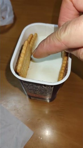 【スイーツ】話題のココナッツサブレチーズケーキを作ってみる