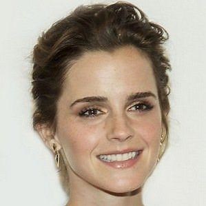 Emma Watson – Age, Bio, Personal Life, Family & Stats | CelebsAges