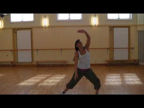 Dance Fitness "Waka Waka"