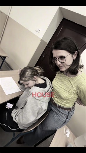 POV: Próba ściągania na kartkówce w ekonomii