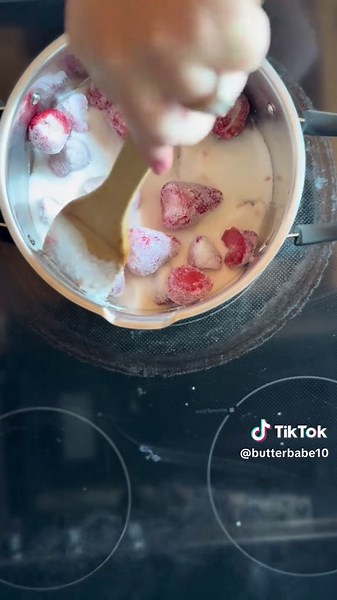 Delicious Strawberry Fruit Pastry Recipe