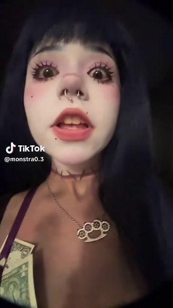 Easy Zombie Halloween Costume Ideas for 2023