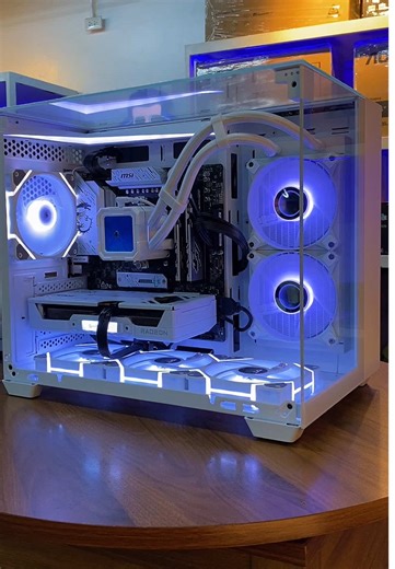 🔥 Clean, premium, and airflow-ready — this DarkFlash Luxury PC Case (Tempered Glass Side Panel) is perfect for your next gaming build! 💻 Tempered glass side panel ✨ Clean minimalist look ❄️ Great airflow for cooling setup 🎮 Perfect for RGB and gaming PCs If you’re planning a budget or premium PC build, this case gives you style performance in one setup 👍 🛒 check out now! #PCCase #DarkFlash #GamingPC #PCBuild #RGBSetup