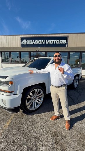100k miles 2018 Chevy Silverado just lowered super clean truck High Country interior 4 x 4 | Sam Sarameh
