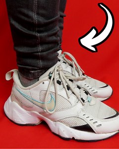 285K views · 3.5K reactions | How to shorten jeans beautifully to keep the factory edge / Sewing tricks | MomCut - Deutschland | Facebook