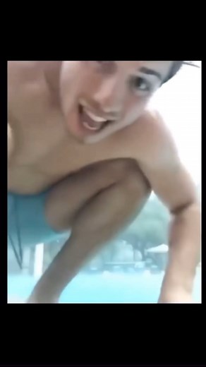 MathyMemes on Instagram: "Meme by @artem_rilov (Follow @mathymemes for more mathy memes) ❤️like, 💬Comment ↗️share 🏷️Save and 💌 Follow to support, and check out the link in my bio for the MathyMemes Playlists and buy some Mathy Memes Merch. 👕 👌 Find new bands and artists to listen to. Current Playlists available: Top 100 Math Rock, Top Math Rock Hits of 2022, “House” Music And many more playlists to come. Remember to Like and save the playlists to show your