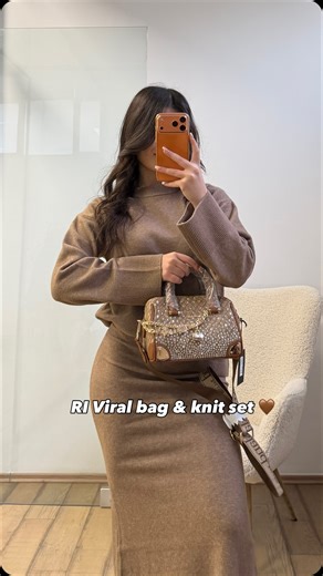 𝗦𝗢𝗡𝗜𝗥𝗬 𝗔𝗩𝗘𝗡𝗨𝗘 on Instagram: "Nje set i ngrohte , nje cante e re dhe java jote behet me e bukur sesa e kishe imagjinuar ✨"