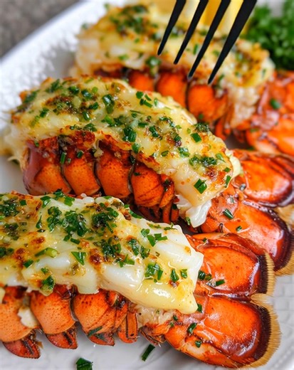 12K views · 58 reactions | Elegant, buttery, and restaurant-worthy 咽✨ This Lobster Tails Recipe delivers tender, juicy lobster brushed with garlic butter — simple, luxurious perfection!  .............. Full Recipe in Coʍmеոτ  | Recipes with Me | Facebook