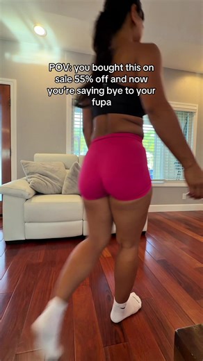 The ab machine that made me not want to skip abs and transformed my mom pooch is on sale rn 🙌🏽 #abmachine #fitnessgear #athomeworkout #tiktokshopblackfriday #creatorsearchinsights