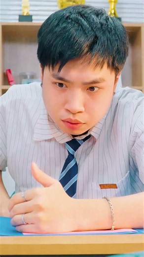 The Teacher Outsmarted the Snack-Loving Students… And Taught Them a Lesson 🍿👨‍🏫✨ #liam