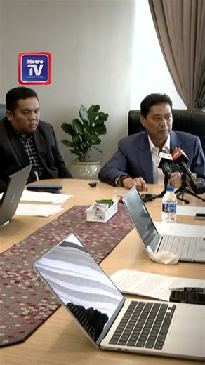 Ketua pengarah, pengarah jabatan kerajaan ditahan SPRM https://www.hmetro.com.my/mutakhir/2026/02/1321635/ketua-pengarah-pengarah-jabatan-kerajaan-ditahan-sprm | Harian Metro