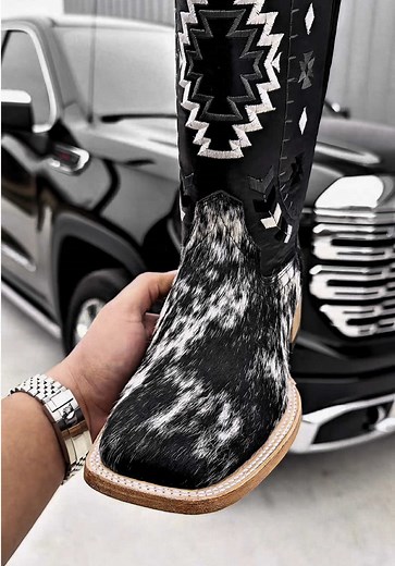 Discover Genuine Cowhide Boots at Texas Boot Ranch