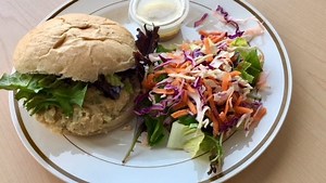 Brightside Kitchen will make you forget you liked meat — at least for a lunch