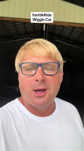 Fantic Ride Nemo M7 - LED Light Wheel Demonstration