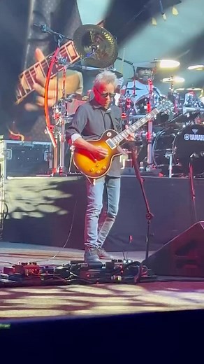 6.8K views · 550 reactions | Tim vs Buddy Dave Matthews Band - Las Vegas 2024  @the.bolt.adventure #dmb #davematthewsband #davematthews #dmbgorgecrew #dmbgc #gorgecrew | DMB Gorge Crew | Facebook