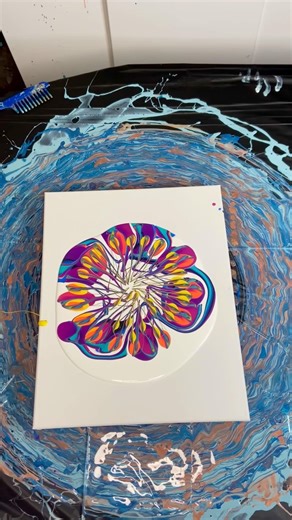 Amazing Spinning Acrylic Art Technique!