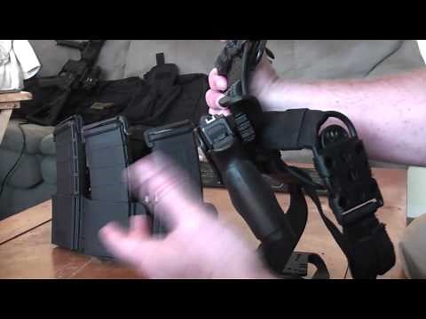 5.11 Thumb Drive holster & BladeTech mag holder review