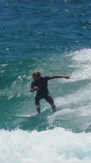 Mastering the Backhand Attack in Surfing