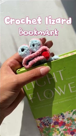 Crochet lizard bookmark 🖇️#crochet #amigurumi #crochetpatterns #handmade #cute #lizard #bookmark