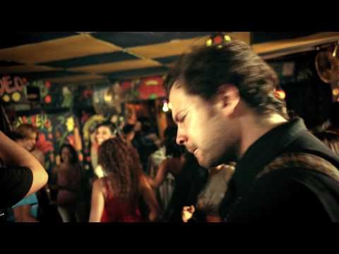 "Ya se ha muerto mi abuelo" (Video Oficial) BARETO con Wilindoro (HD)