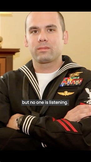 At this year’s NYC Gala, we honored Frank Larkin with the 2025 Moral Courage Award. Frank shared his son Ryan's story with honesty and heart, showing the weight many veterans and their loved ones carry long after service. His advocacy continues to move the field forward on veteran suicide prevention and traumatic brain injury, and we’re grateful for his leadership. Help veterans access the mental health care they deserve: theheadstrongproject.org/17 #TriumphOverTrauma #NYCGala #VeteranMentalHeal