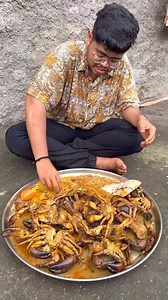 Itna sara kekda curry khaya 😋 #food #foodie #crabs #explore | Kanda Lovers Club